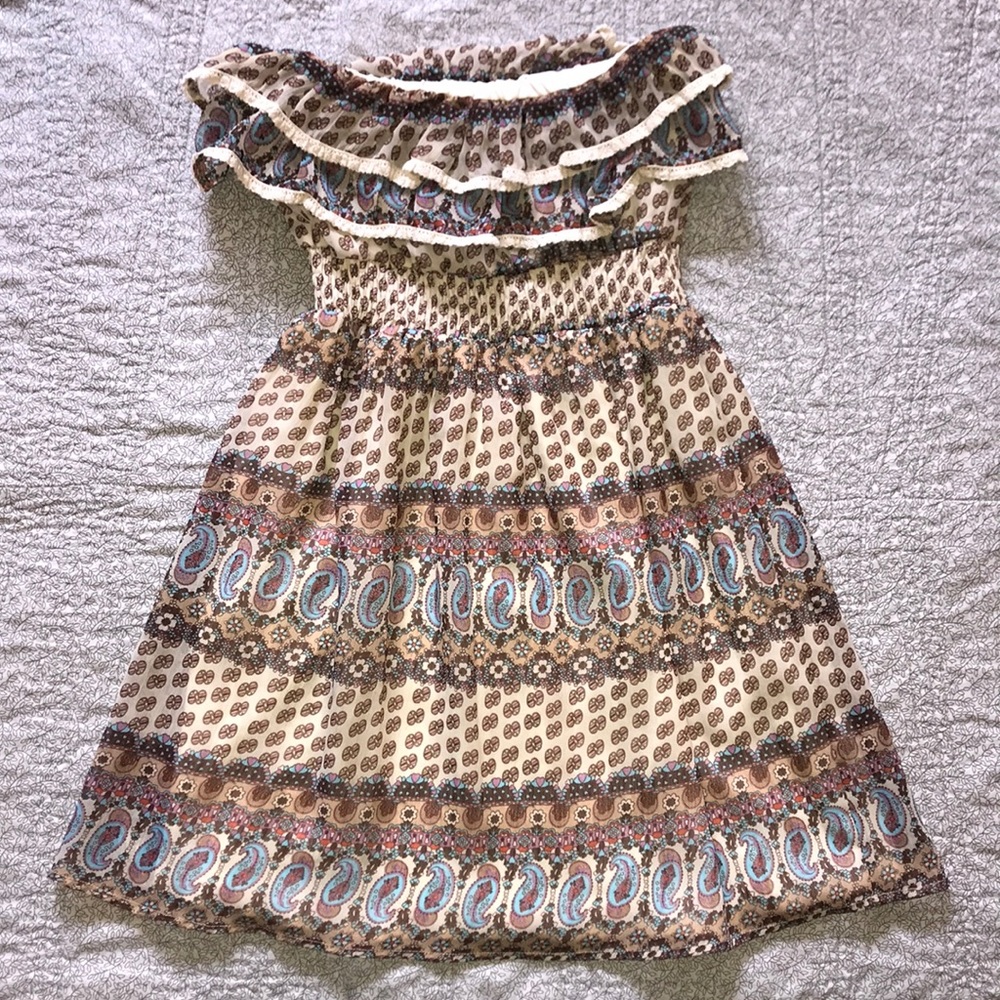 Ruffle Strapless Paisley Dress